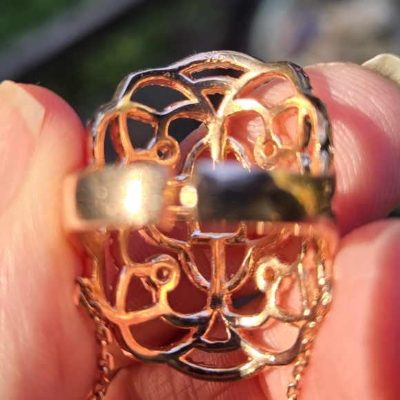 White sapphire sterling & rosegold finger cuff sz7 adjustable - Picture 7 of 7